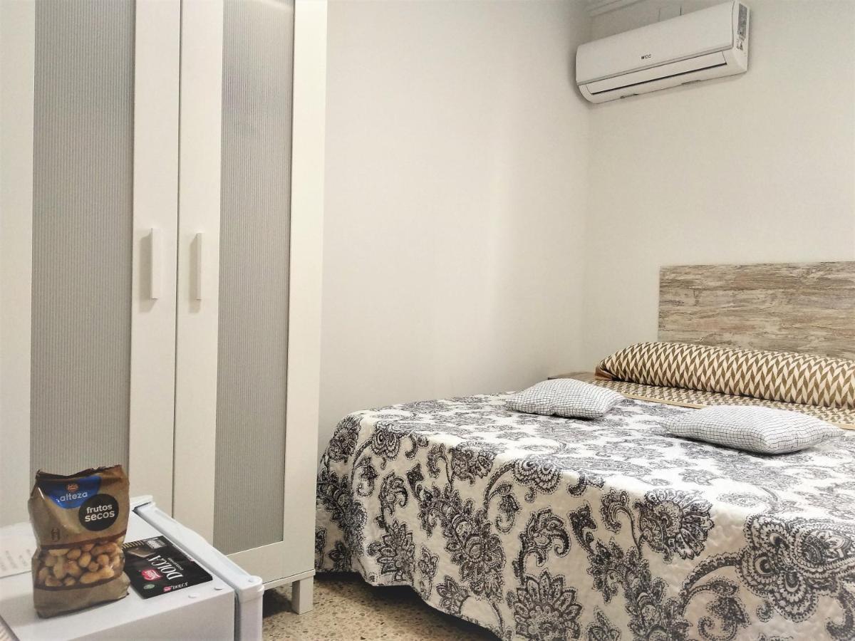 Golden Tower Pension Auto Check-In กันดิอา ภายนอก รูปภาพ